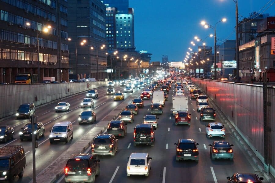 Интеллектуальные системы информирования на городских дорогах